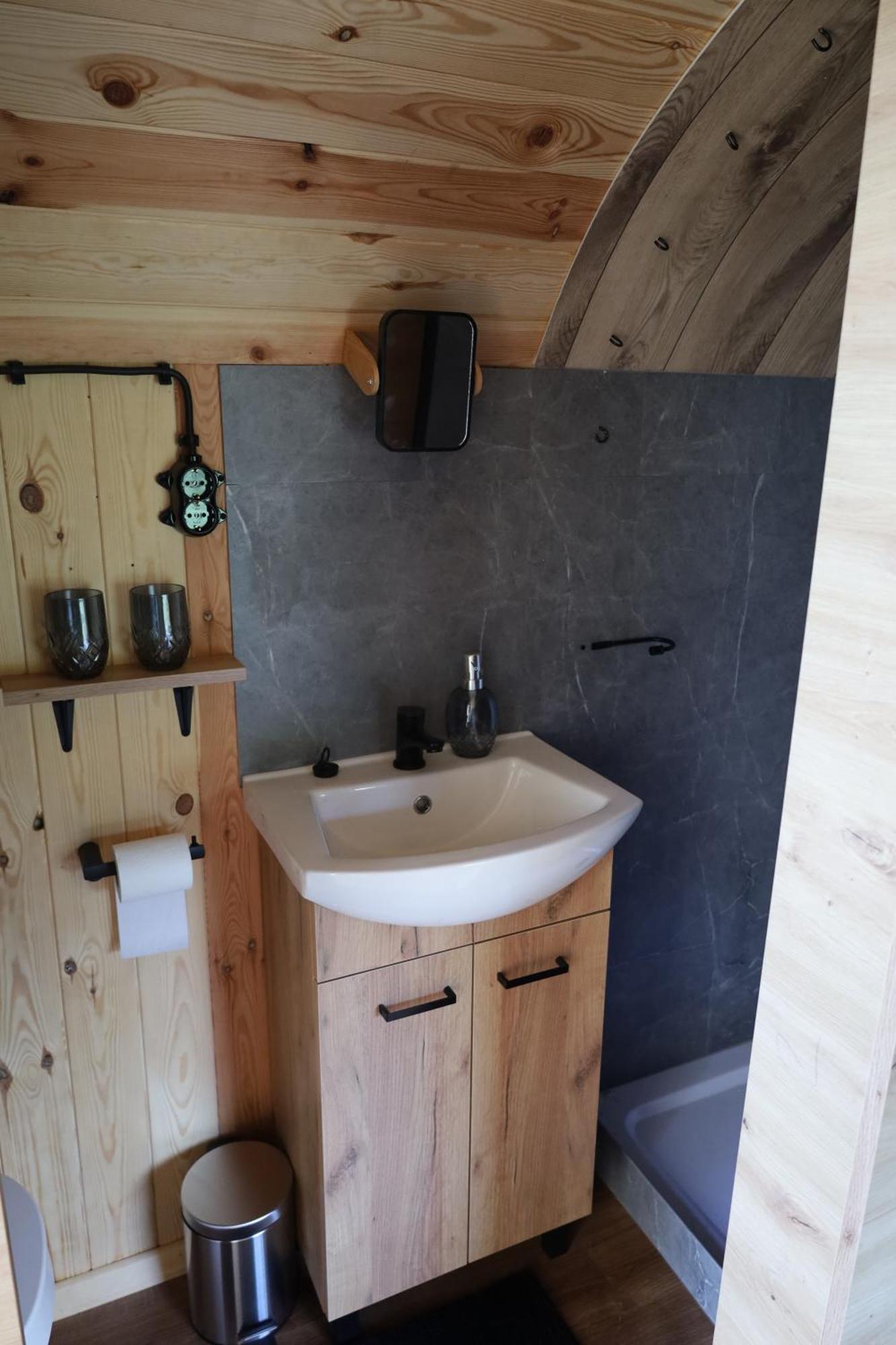 Oaza Swiety Spokoj - Domek Z Balia I Jacuzzi Rzasnik Buitenkant foto